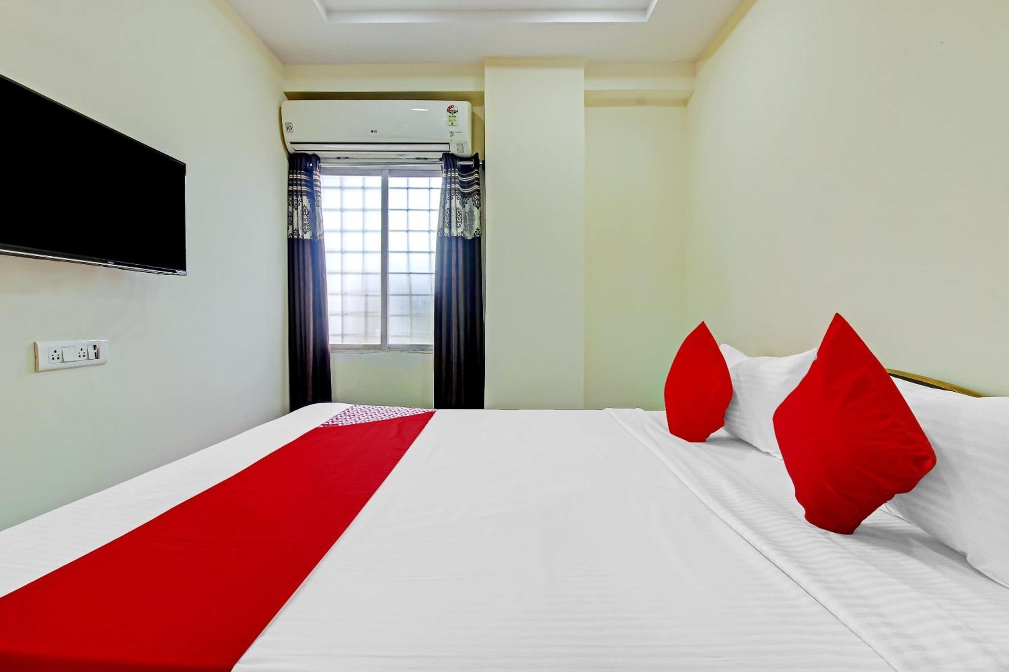 Hotel O Adhin Residency Hyderabad Exterior foto